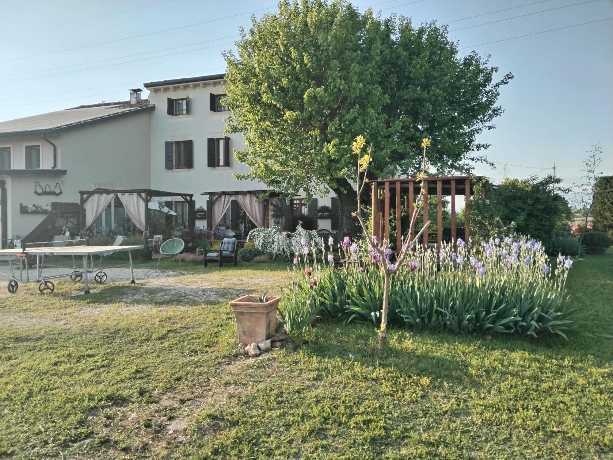 카스텔누보델가다 Ca' Blanca B&B 외부 사진